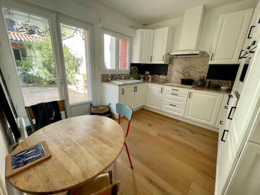 Port De Pornic. Vue Mer. Sea View. 4 Rooms. Luaran gambar